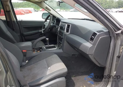 2008 Jeep Grand Cherokee Laredo из США, поврежденный, VIN 1J8GR48KX8C136981